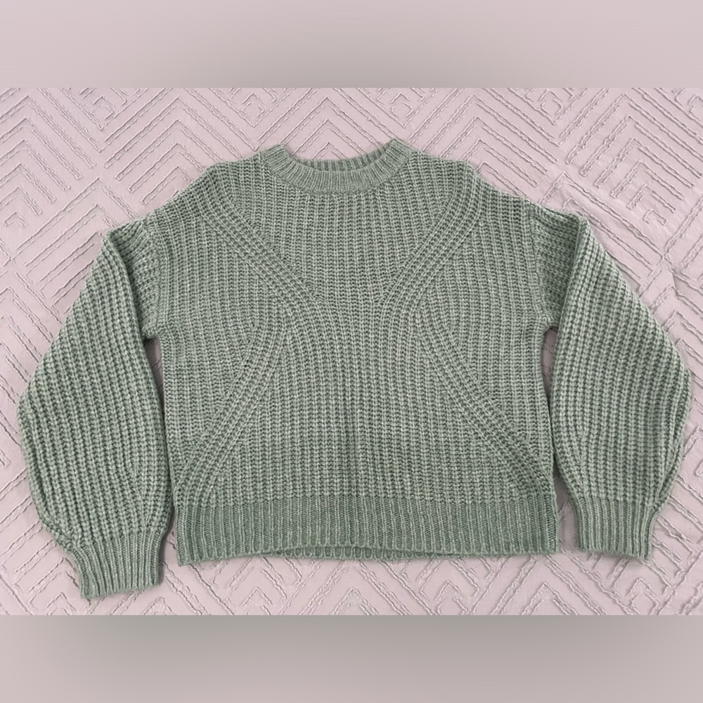 a new day Green Sweater (size M)